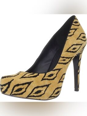 BCBGeneration Parade Pumps Tribal Leopard Print Suede Women’s Heels Size 7.5